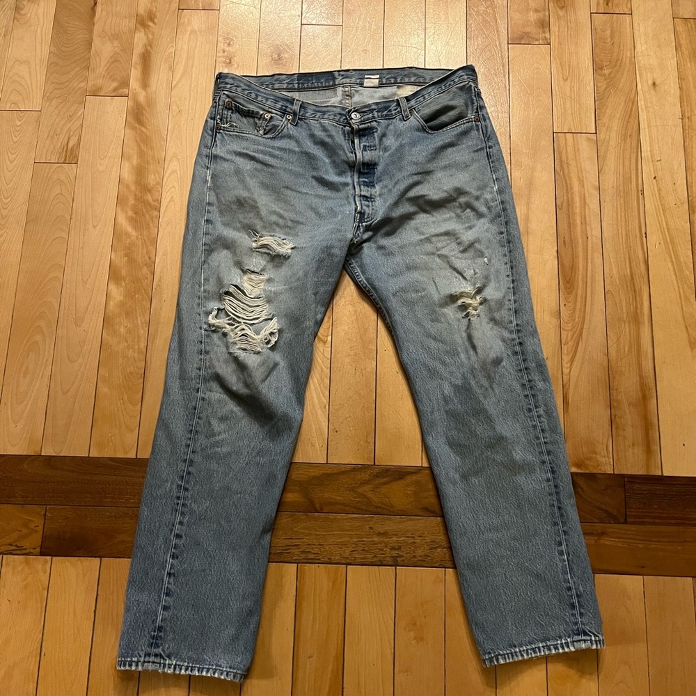 Levi's Men's Light Blue Straight Jeans